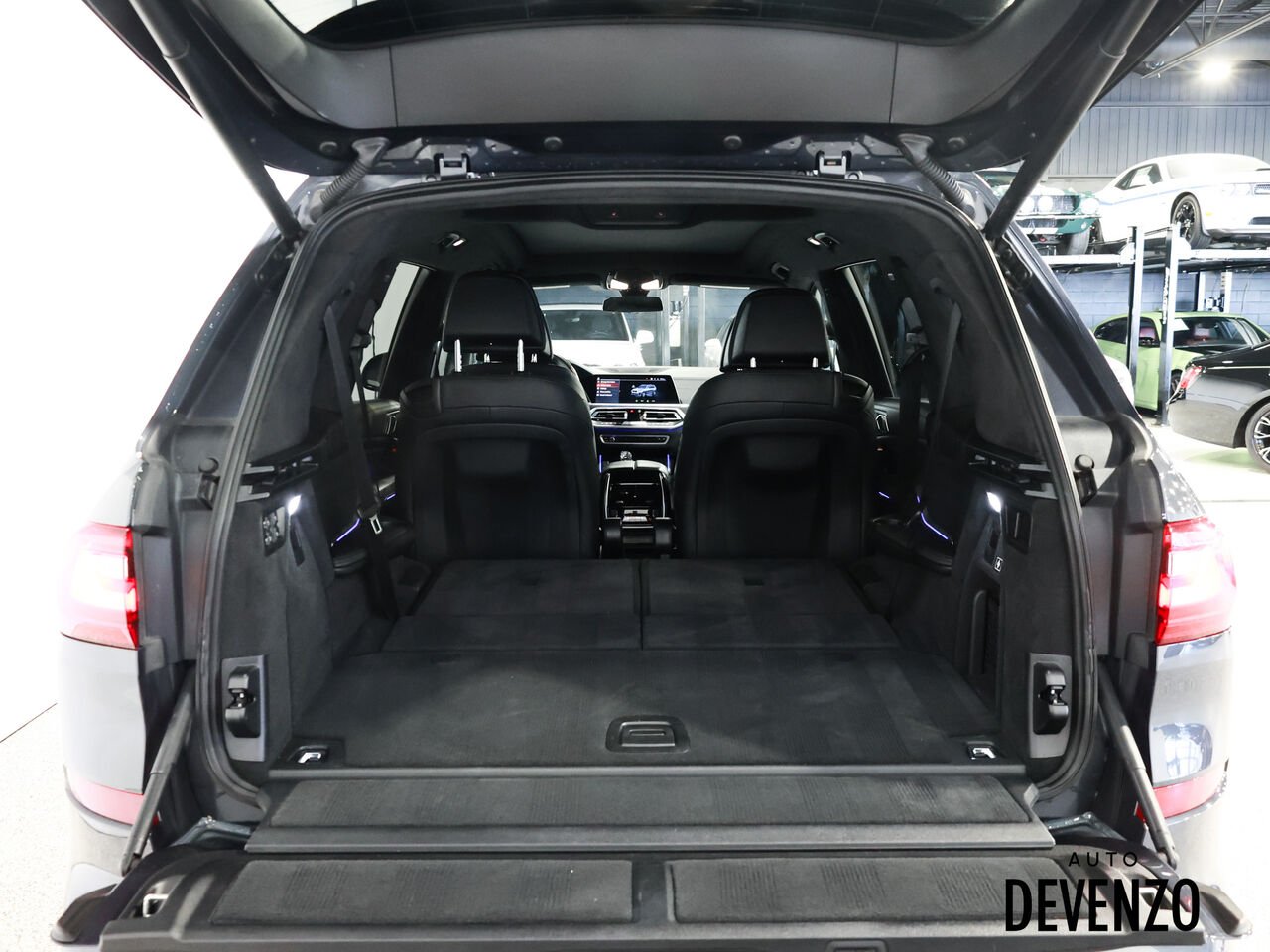 2022 BMW X7 Grey Saint-Eustache - photo #11