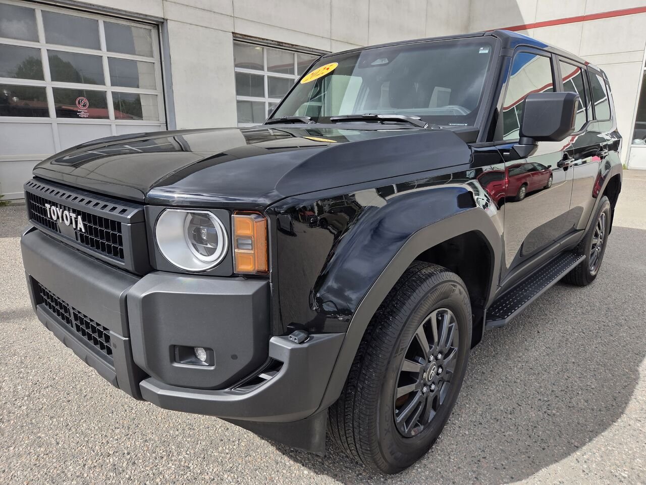 2025 Toyota LAND CRUISER Black Mont-Laurier - photo #0