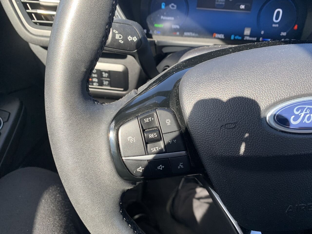 2023 Ford Escape ESCAPE PHEV White Châteauguay - photo #29