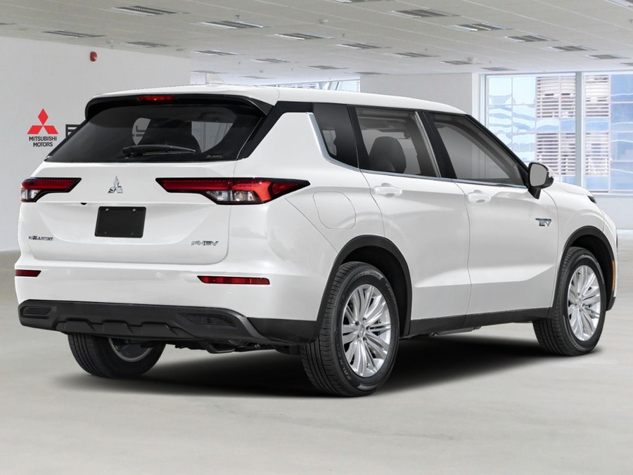 2026 MITSUBISHI Outlander Plug-In Hybrid SE White Diamond Premium Finish