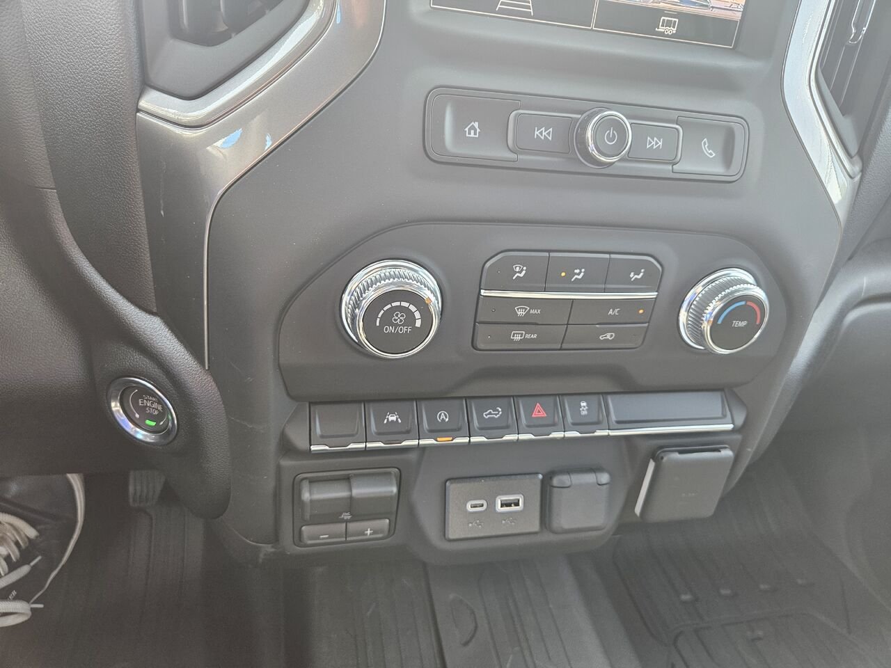 2026 GMC Sierra 1500 Pro cabine multiplace 4RM 157 po Onyx Black Thetford Mines - photo #11