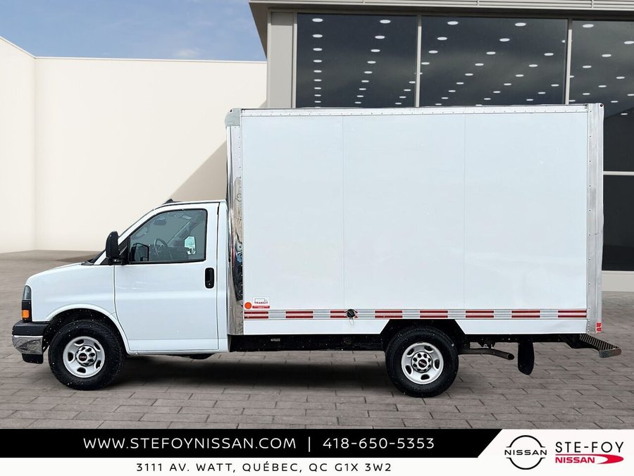 2023 GMC Fourgonnette commerciale tronquée Savana 2023 White