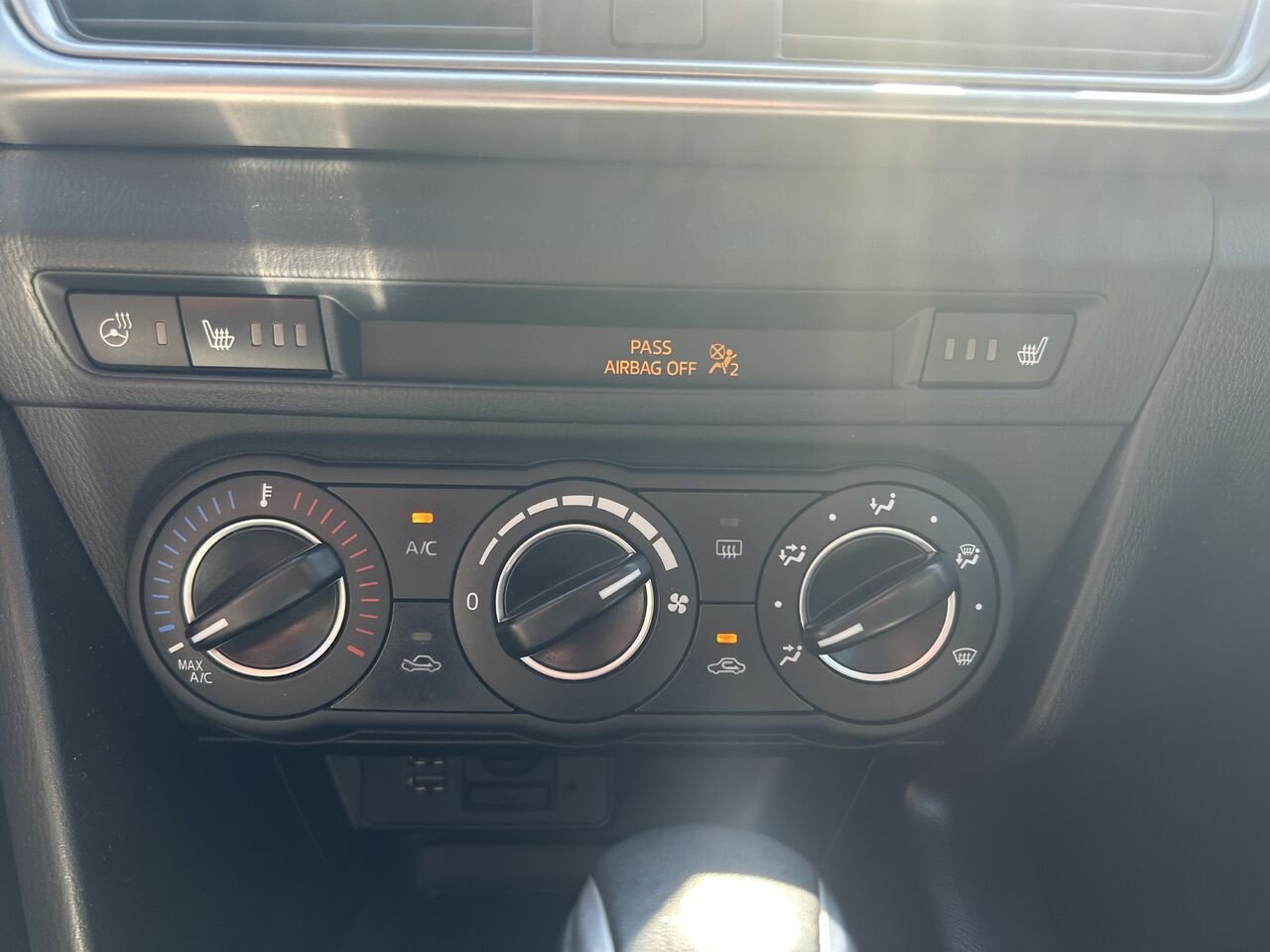 Mazda Mazda3 2017 Noir Châteauguay - photo #14