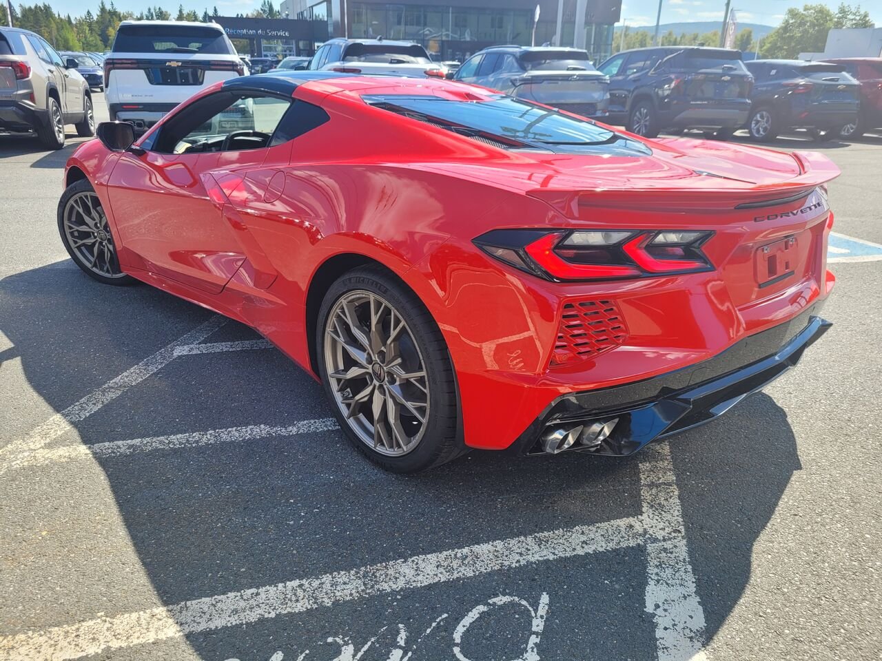 Chevrolet Corvette Stingray coupé 2 portes avec 2LT 2026 ROUGE FLAMME Thetford Mines - photo #4