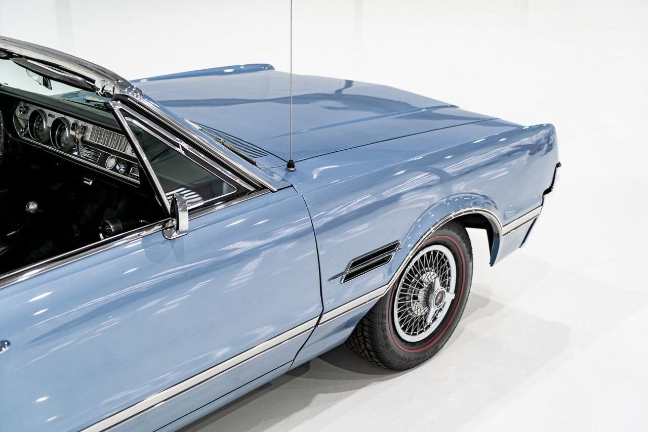 1966 Oldsmobile 442 PRIX EN USD | Matching# 400cu.in. 4-Speed Blue Montreal - photo #44