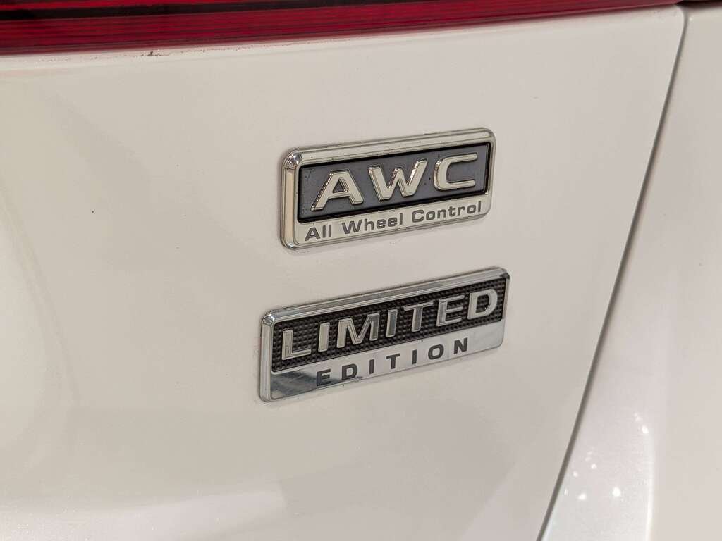 2015 Mitsubishi RVR AWD 4dr CVT GT White Val-David - photo #32