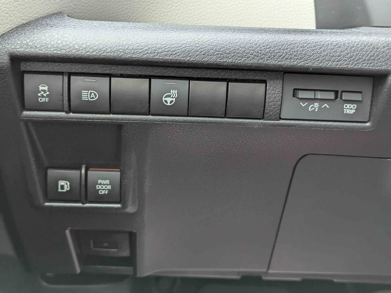 2024 Toyota Sienna 5TDGRKEC8RS203182 Wind Chill Pearl Sherbrooke - photo #17