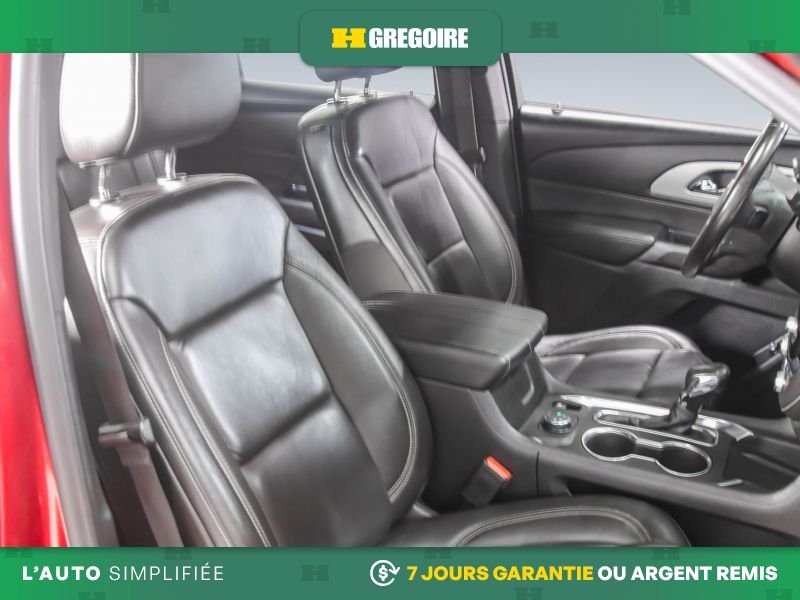 2022 Chevrolet Traverse Red Saint-Eustache - photo #32