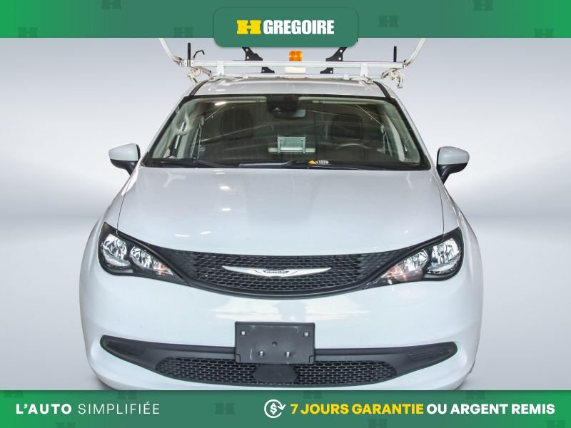 Chrysler Grand Caravan 2023 Blanc Saint-Eustache - photo #1