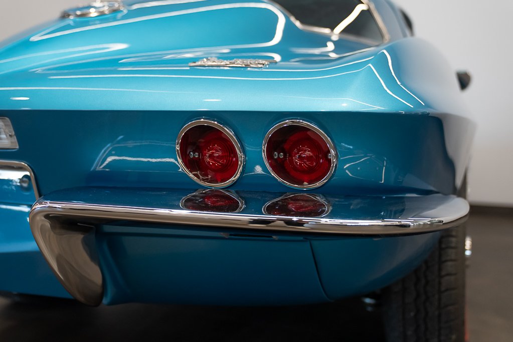 Chevrolet Corvette 1967 Bleu Montréal - photo #47
