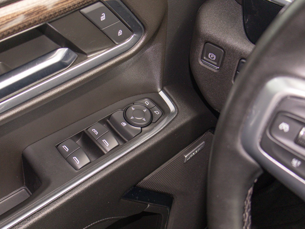 2024 Chevrolet Silverado 1500 4WD Crew Cab 147 RST Black Sherwood Park - photo #20