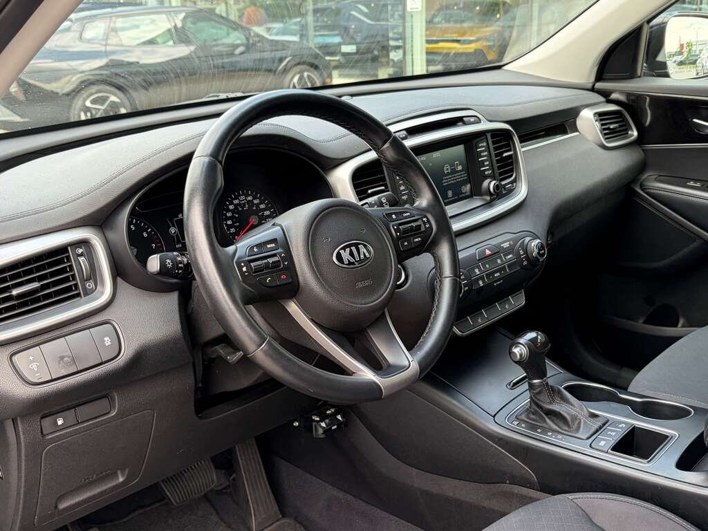 Kia Sorento 2017 Noir Gatineau - photo #9