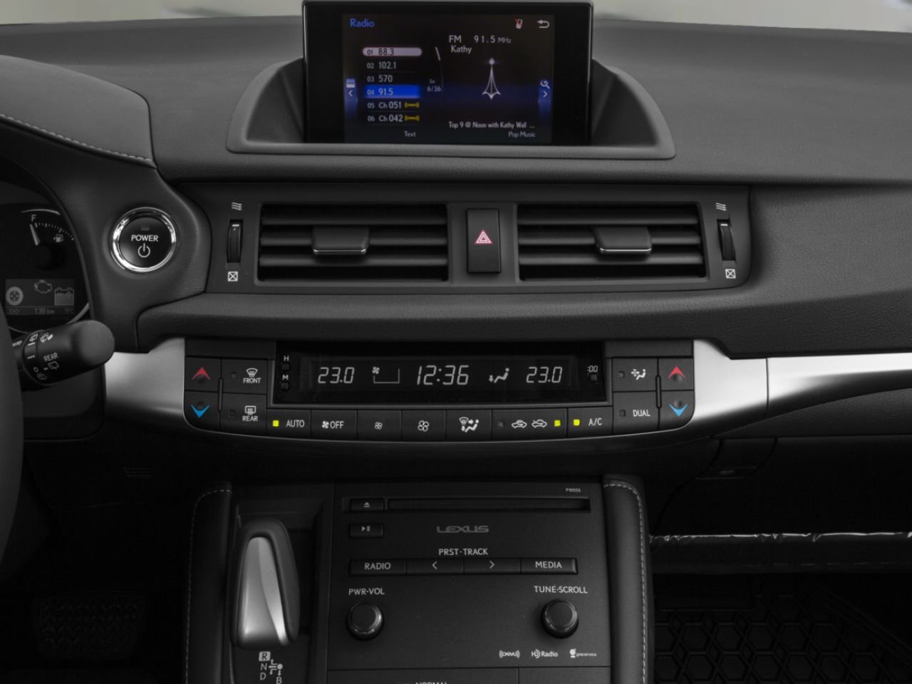 2017 LEXUS CT 200H White Gatineau - photo #10