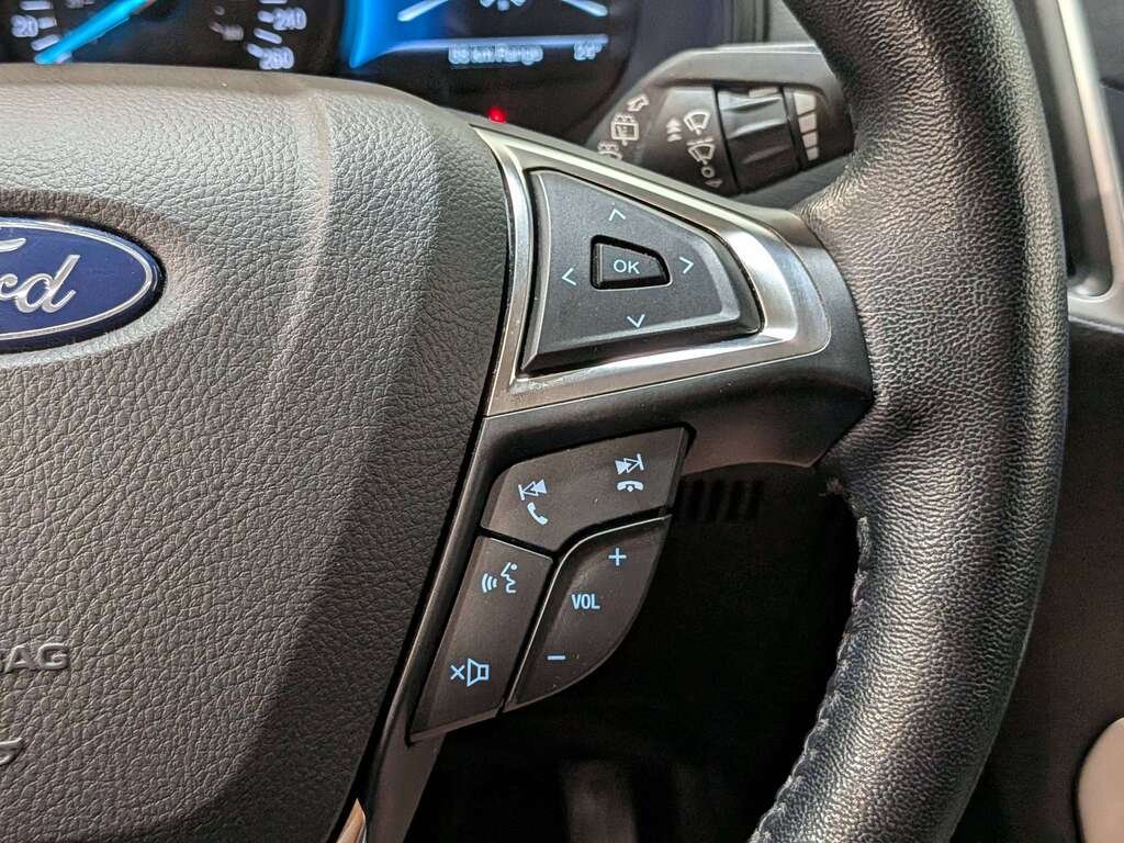 Ford Edge SEL AWD 2023 Blanc Val-David - photo #16