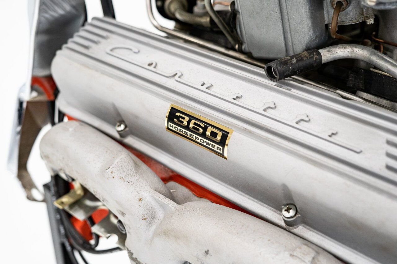 1962 Chevrolet 327/360HP PRIX EN USD | Fuelie Original Factory Motor never installed or stamped Montreal - photo #17