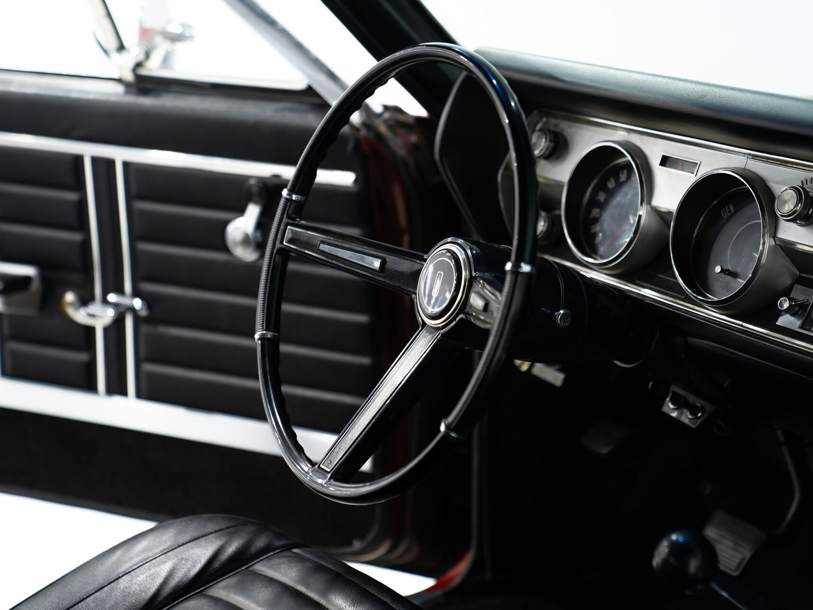 Oldsmobile Cutlass 442 *PRIX EN USD* Numéros entièrement Matching Non restaurée Repeinte une seule fois 1967 Rouge Montréal - photo #93