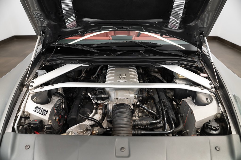 2008 Aston Martin Vantage Silver Montreal - photo #28