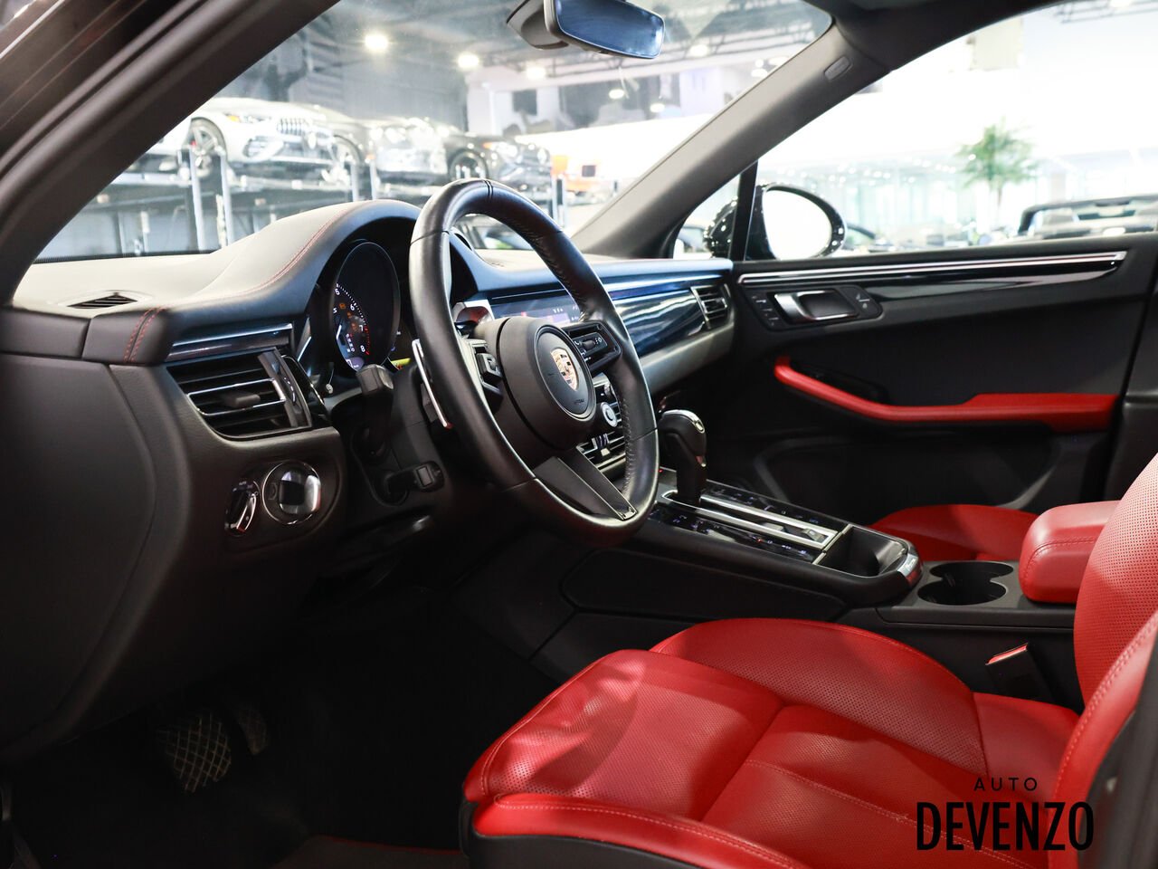 2023 Porsche Macan Black Saint-Eustache - photo #12