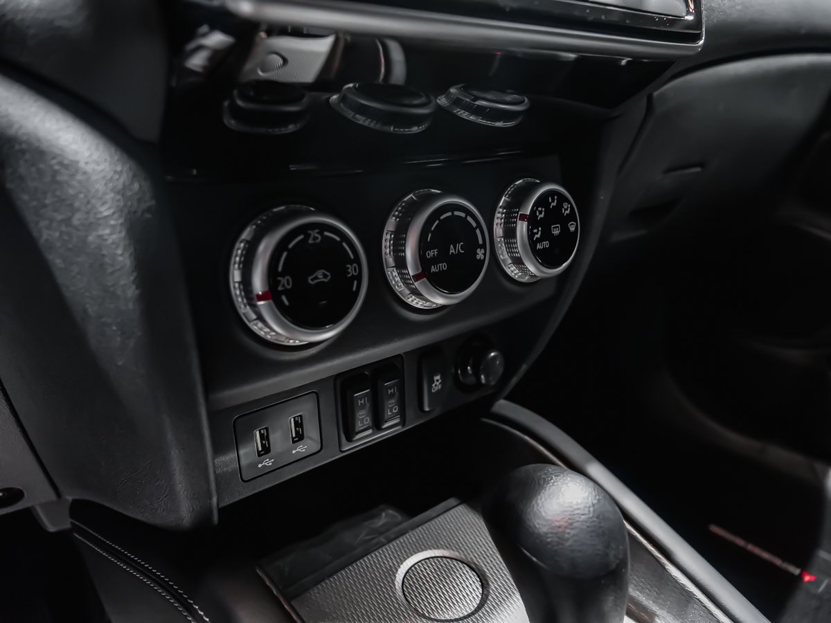 2026 Mitsubishi RVR ES Labrador Black Montreal - photo #16