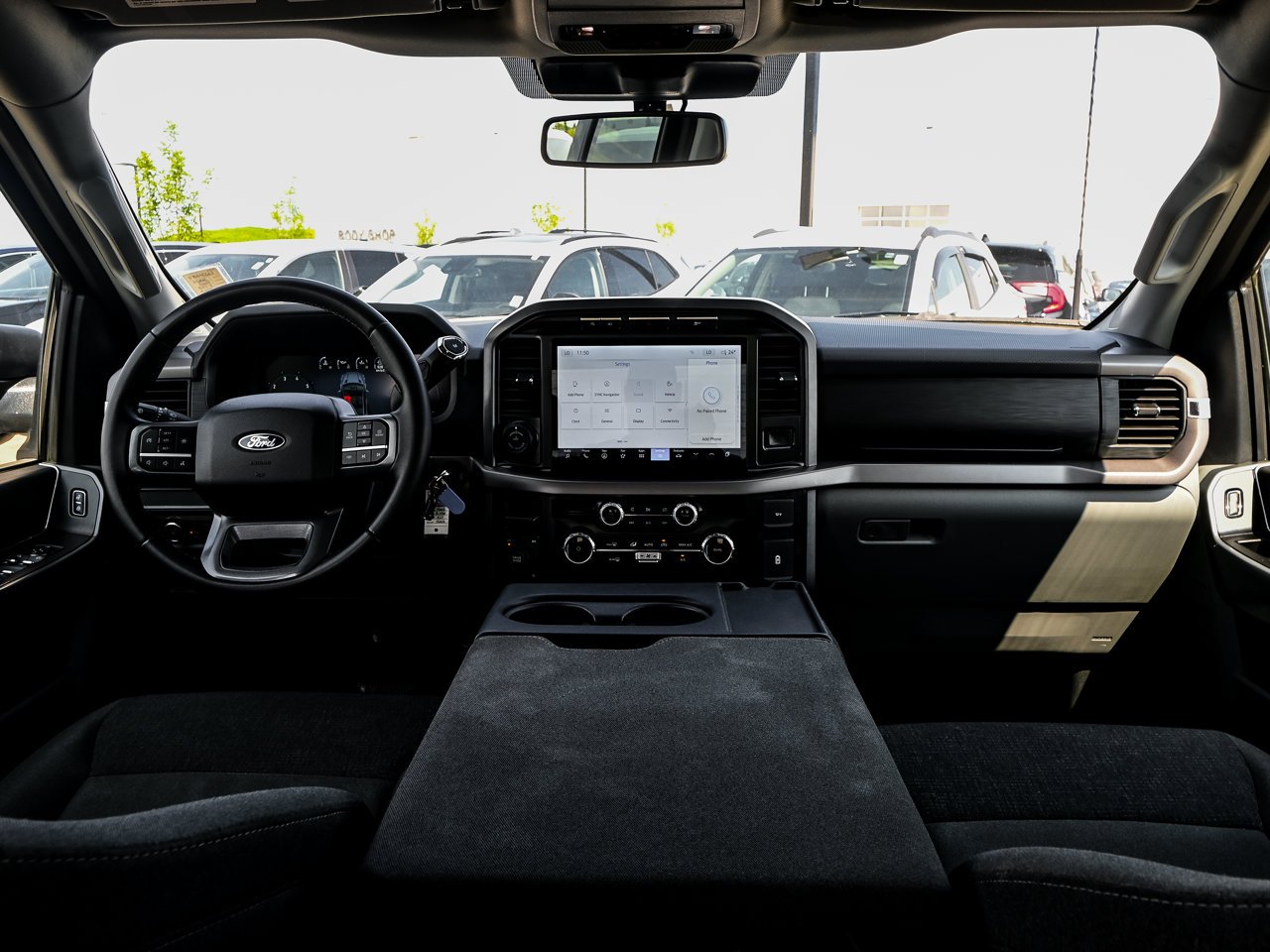 2024 Ford F-150 XLT 4WD SuperCrew 5.5' Box Black Sherwood Park - photo #26