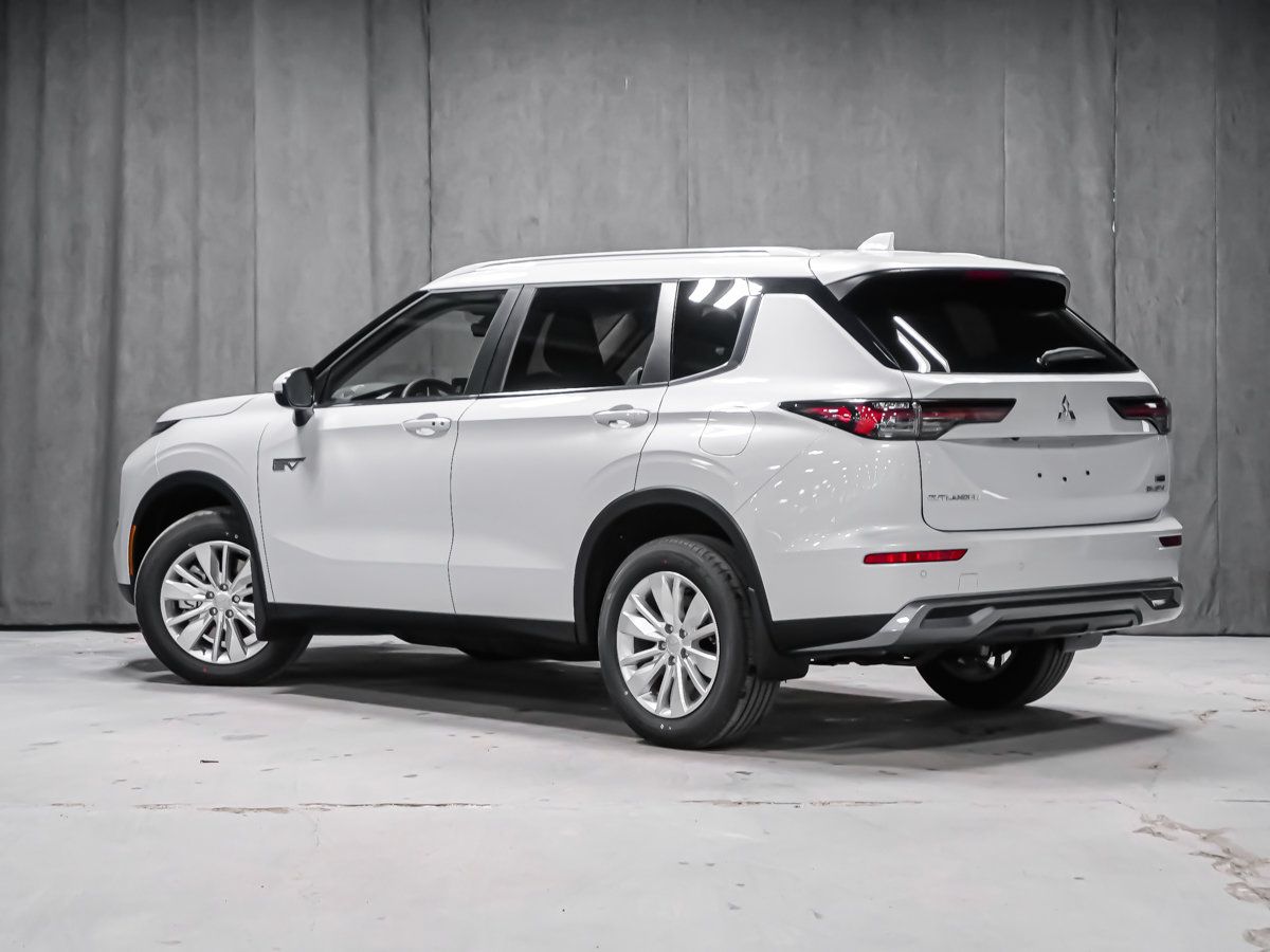 Mitsubishi Outlander 2026