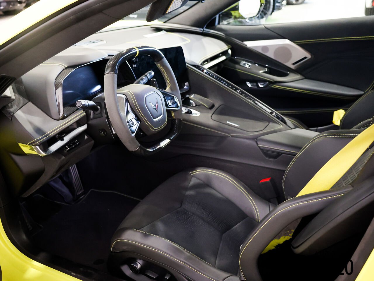2024 Chevrolet Corvette Yellow Saint-Eustache - photo #15