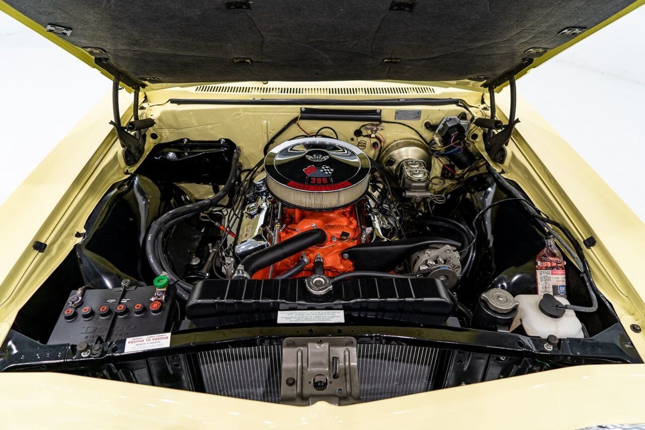 1965 Chevrolet Impala SS *PRIX EN USD* 396/325HP 4spd frame off restoration Yellow Montreal - photo #17