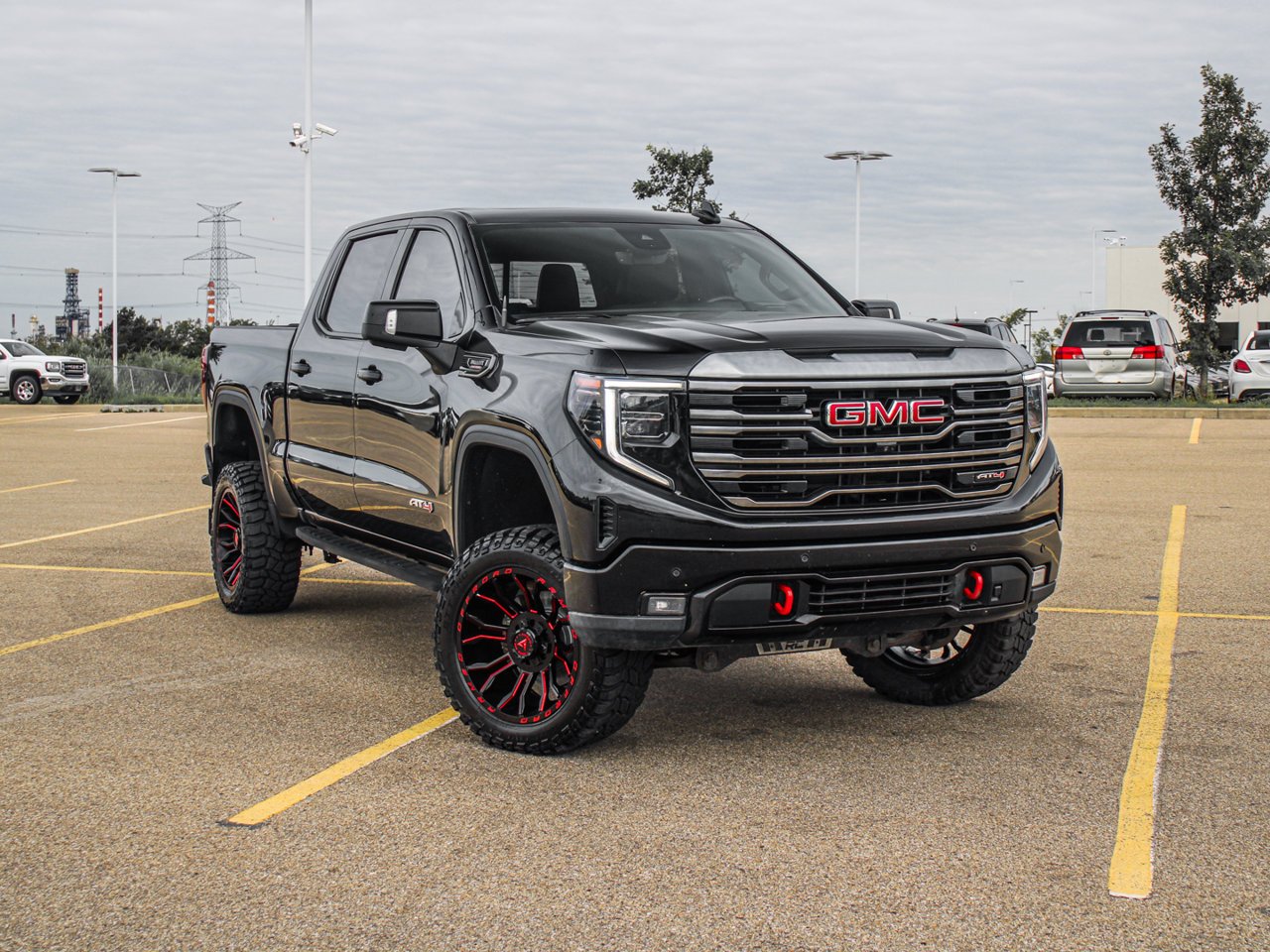 2022 GMC Sierra 1500 4WD Crew Cab 147 AT4 Black Sherwood Park - photo #1