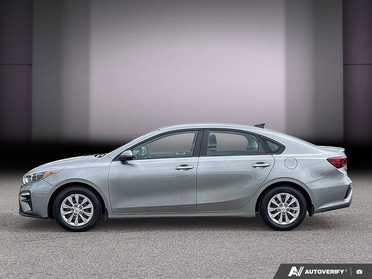 Kia Forte 3KPF24AD8ME321696 2021 Gris Mirabel - photo #1
