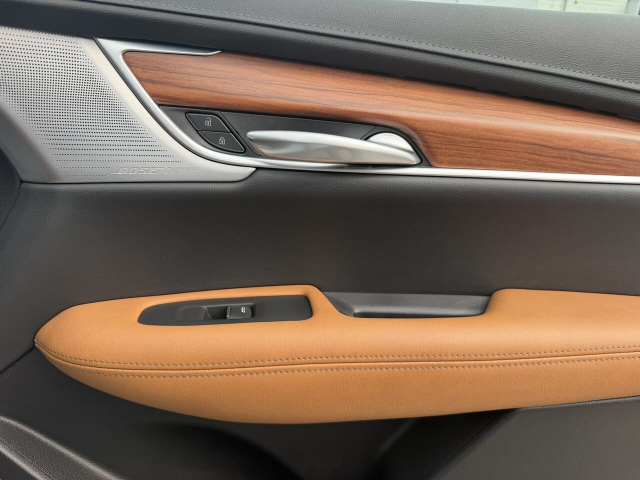 Cadillac XT5 PREMIUM LUXURY AWD FINANCEMENT À PARTIR 3.99% 2024 Blanc Laval - photo #24