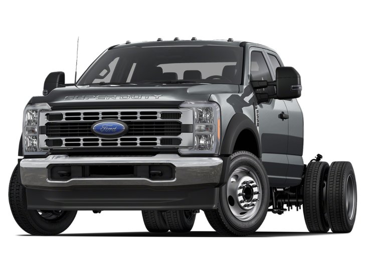2026 Ford Super Duty F-550 DRW Châssis-cabines XLT