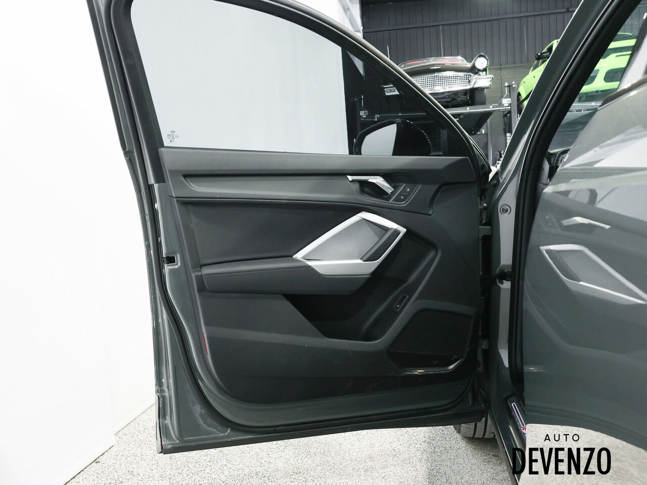 2025 Audi Q3 Grey Saint-Eustache - photo #10