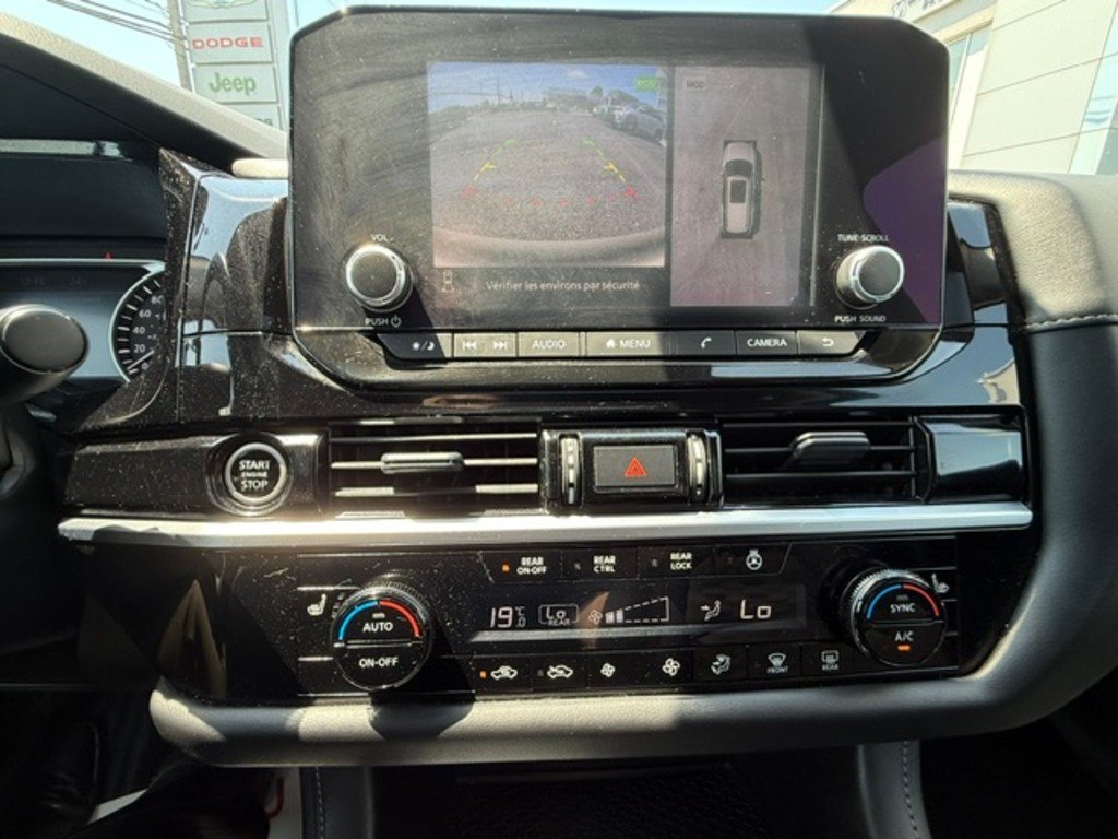 Nissan Pathfinder 2024 Noir Saint-Basile-le-Grand - photo #12