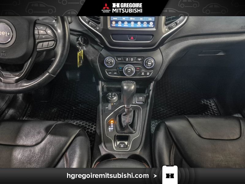 Jeep Cherokee 2019 Gris Laval - photo #23