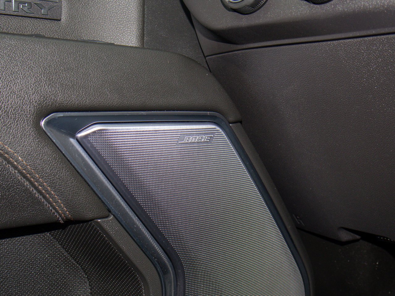 2024 Chevrolet Silverado 1500 4WD Crew Cab 157 High Country Grey Sherwood Park - photo #21