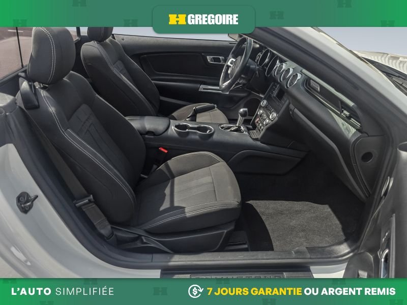 2021 Ford Mustang White Saint-Eustache - photo #20
