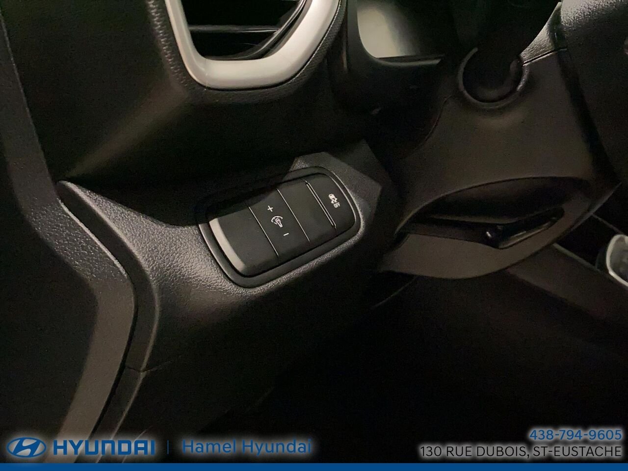 2024 Hyundai Venue Grey Saint-Eustache - photo #10