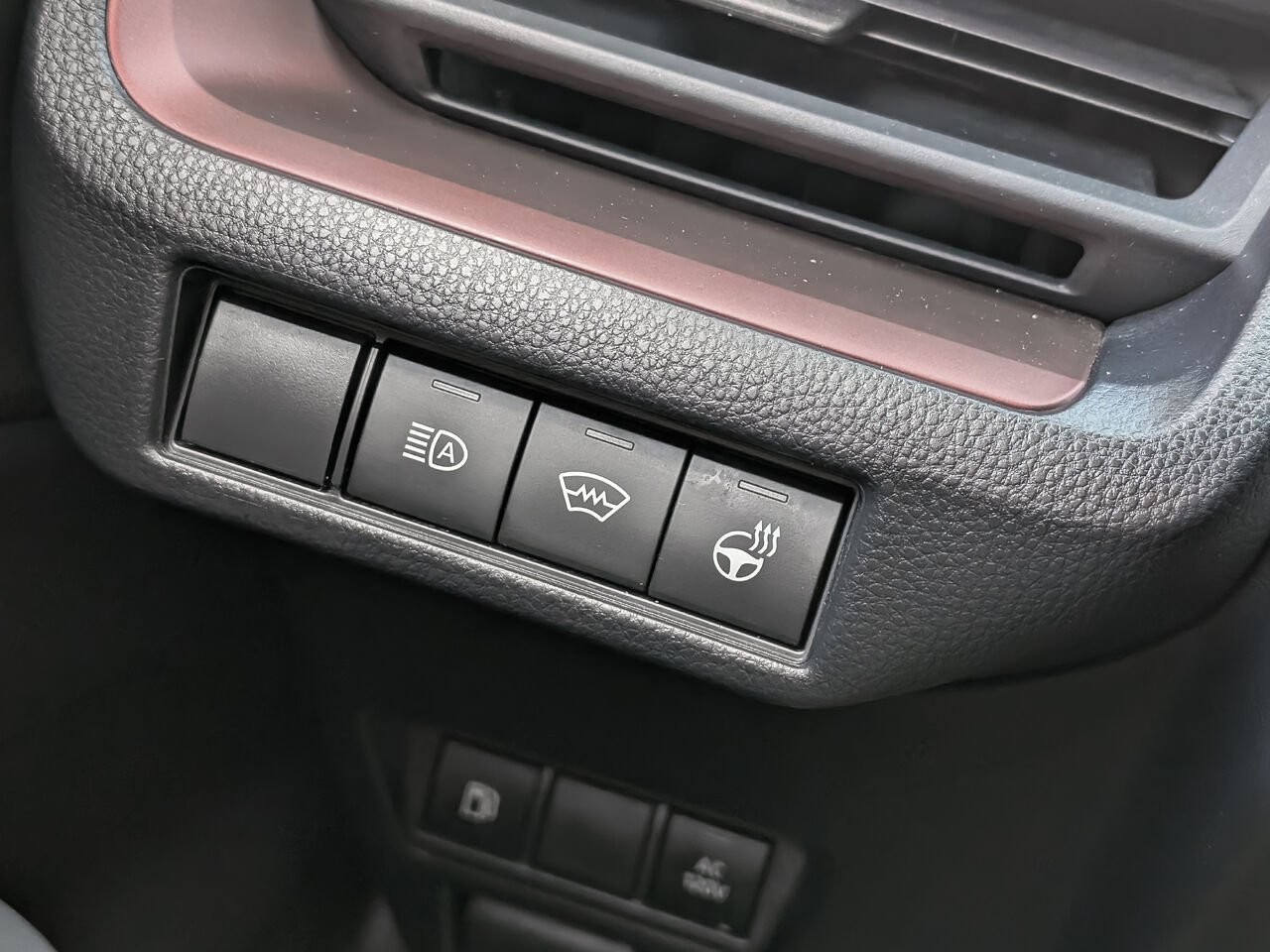 2024 Toyota Prius Prime JTDACACU4R3029870 Cutting Edge Silver Sherbrooke - photo #18
