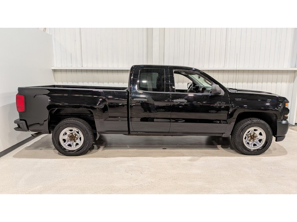 Chevrolet Silverado 1500 2018 Noir Val-David - photo #7
