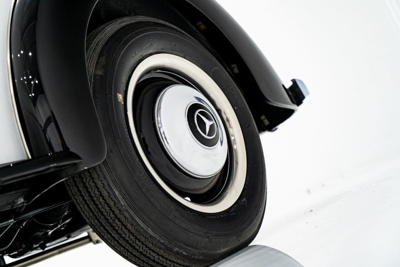 1950 Mercedes-Benz 170S Cabriolet B Wonderfully Presented Old Restoration Grey Montreal - photo #74