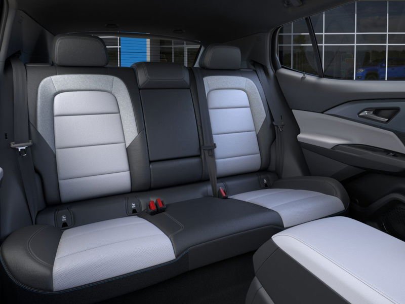CHEVROLET Equinox EV LT 2025 Gris sterling métallisé Saint-Eustache - photo #16