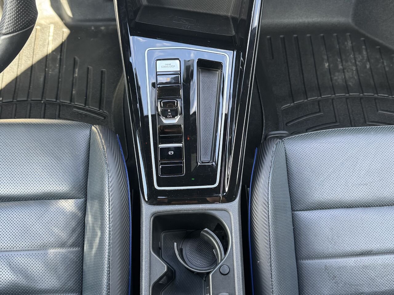 2024 Volkswagen Golf R DSG Blue Granby - photo #23