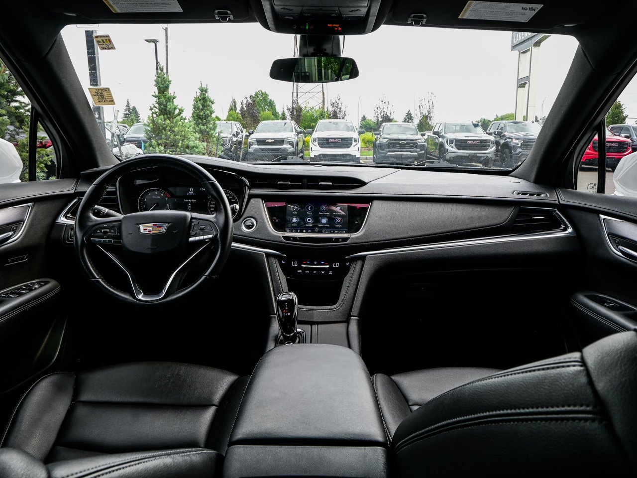 2024 Cadillac XT6 AWD 4dr Luxury White Sherwood Park - photo #32