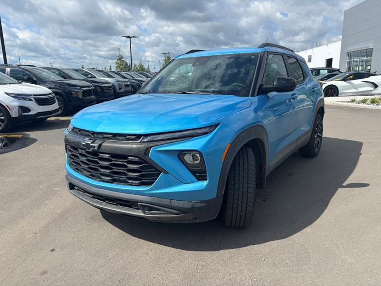 2026 Chevrolet Trailblazer AWD 4dr ACTIV Blue Sherwood Park - photo #2