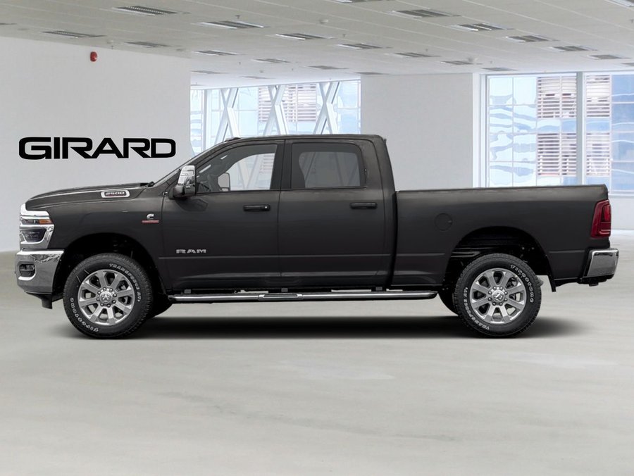 RAM 2500 2026 2026 Couche nacrée cristal noir étincelant
