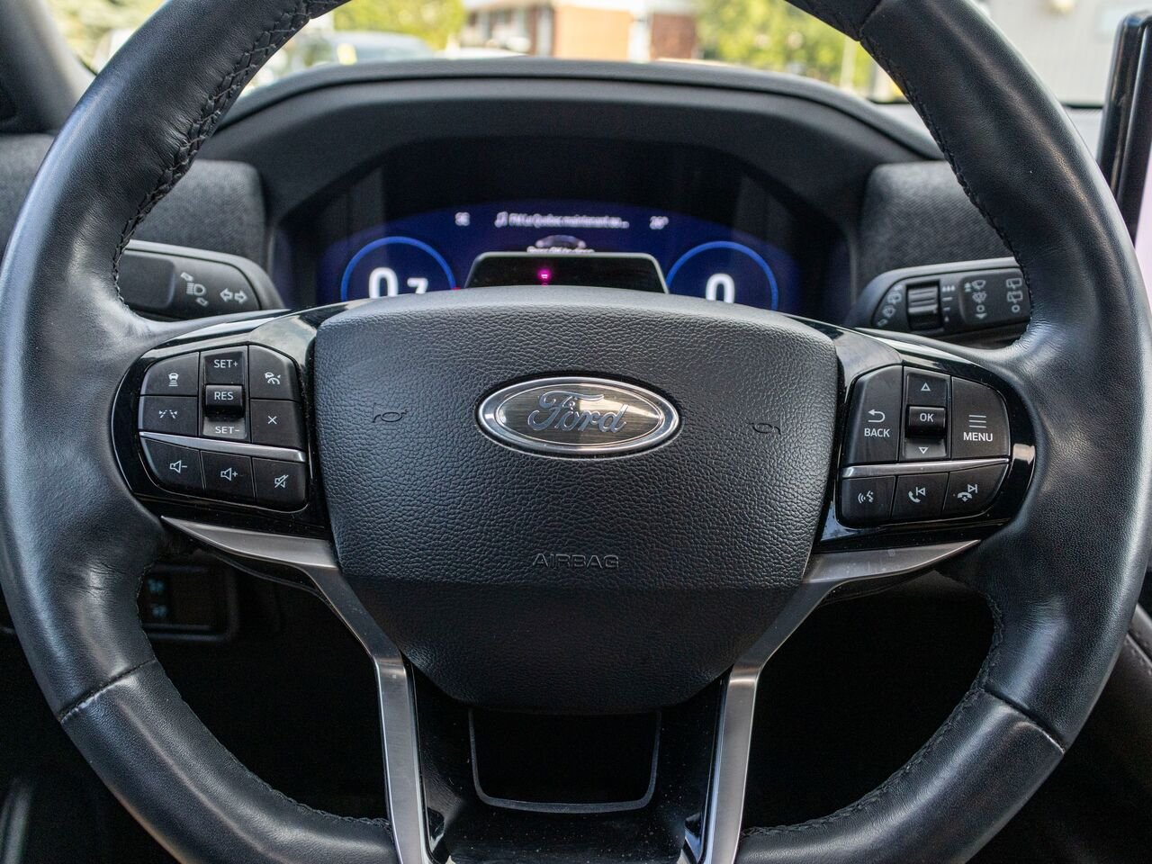 2025 Ford Explorer Platinum 4 RM Grey Châteauguay - photo #10