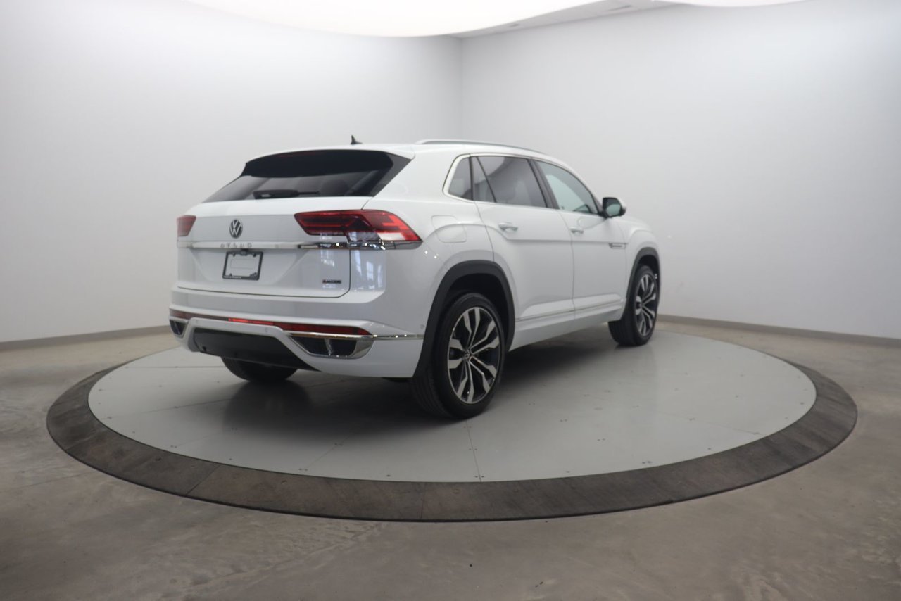 Volkswagen Atlas Cross Sport NIV 1V2FC2CA8NC204308 2022 Blanc Chicoutimi - photo #3