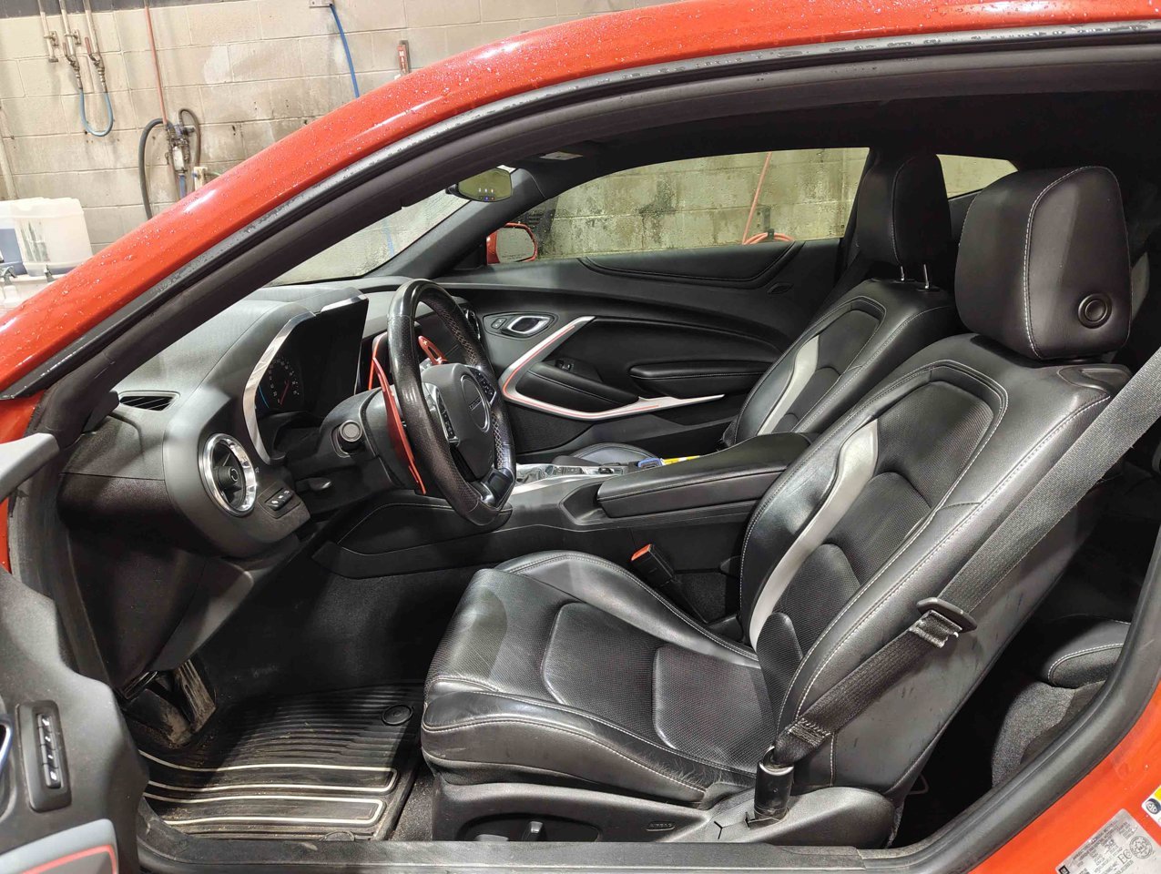 2018 Chevrolet Camaro 2dr Cpe 2LT Red Sherwood Park - photo #7
