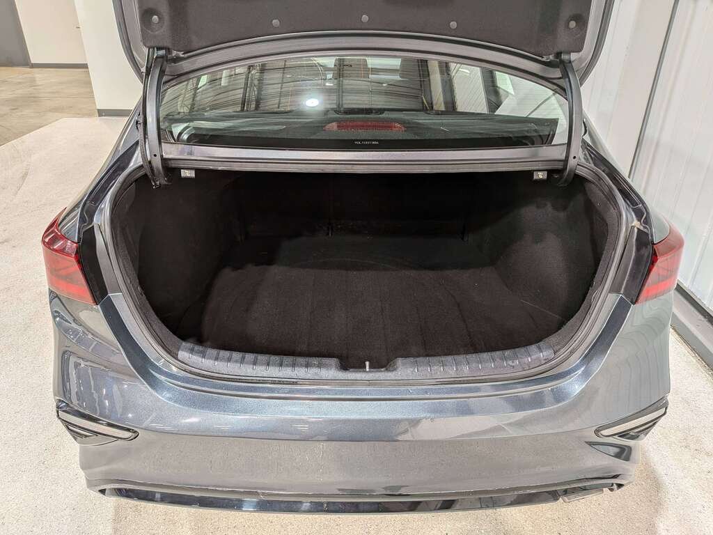 Kia Forte 2020 Gris Val-David - photo #8