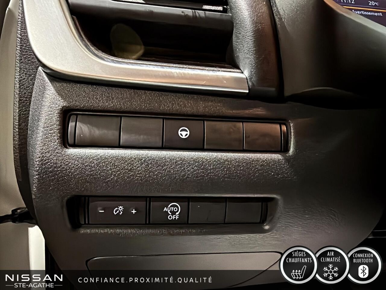 Nissan Rogue SV TI avec ensemble toit ouvrant 2023 Blanc Saint-Jérôme - photo #15